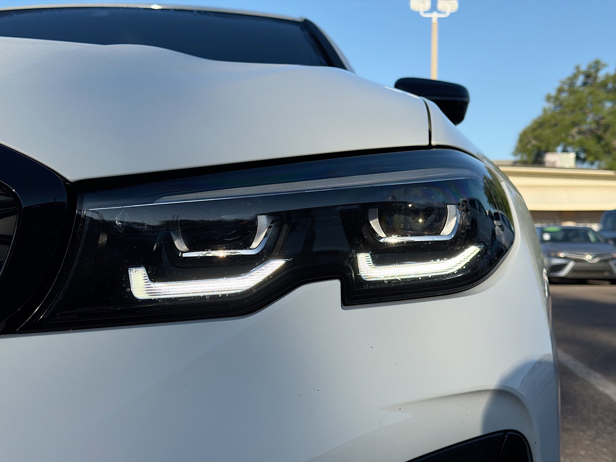 Used 2022 BMW M340i xDrive w/ Premium Package image 9