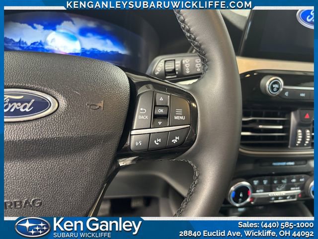 Used 2022 Ford Escape SEL w/ Technology Package FWD image 15