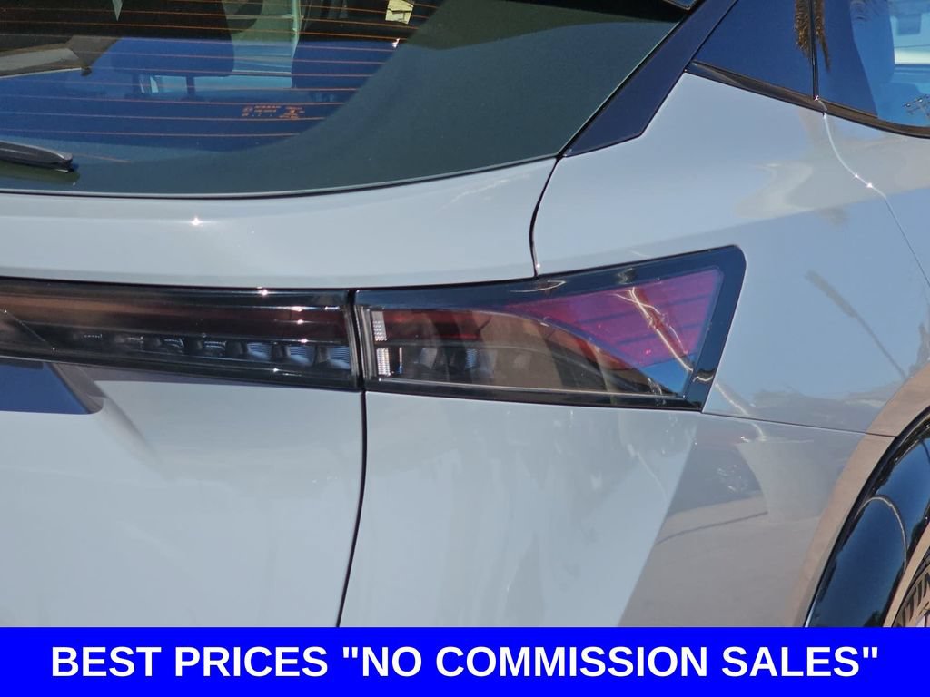 Used 2023 Nissan Ariya AWD/4WD image 40