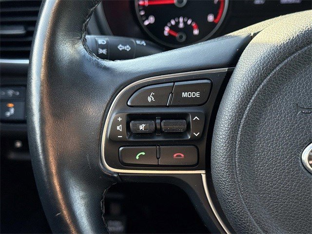 Used 2017 Kia Optima EX w/ Premium Package image 22