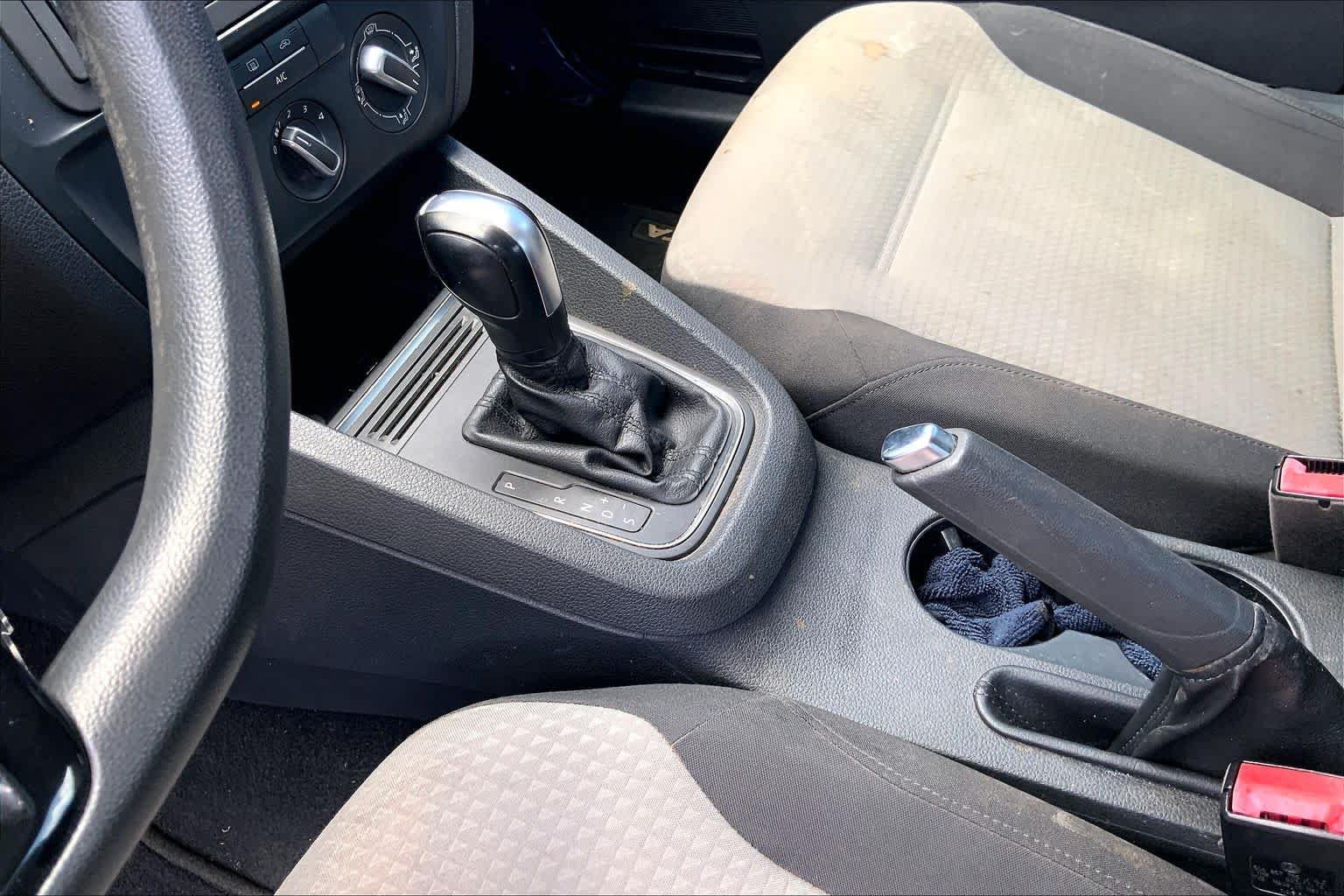 Used 2017 Volkswagen Jetta S FWD image 16