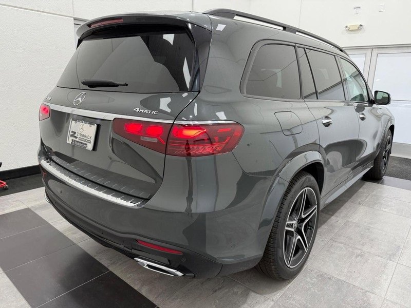 New 2026 Mercedes-Benz GLS 450 4MATIC image 2