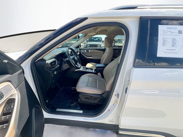 Used 2021 Ford Explorer Limited w/ Equipment Group 301A image 10