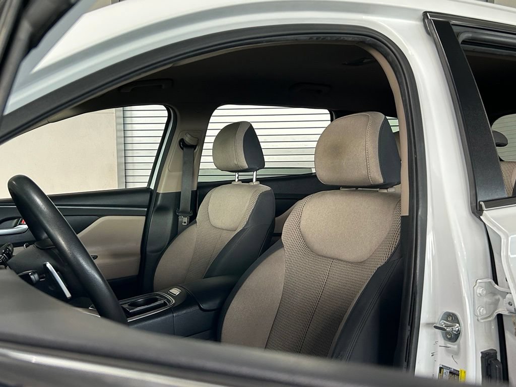 Used 2022 Hyundai Santa Fe SE AWD/4WD image 15