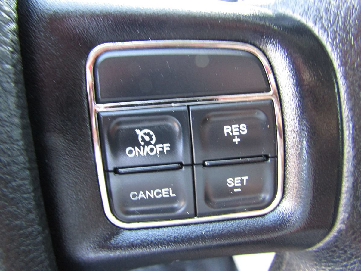 Used 2013 RAM C/V Tradesman FWD image 8