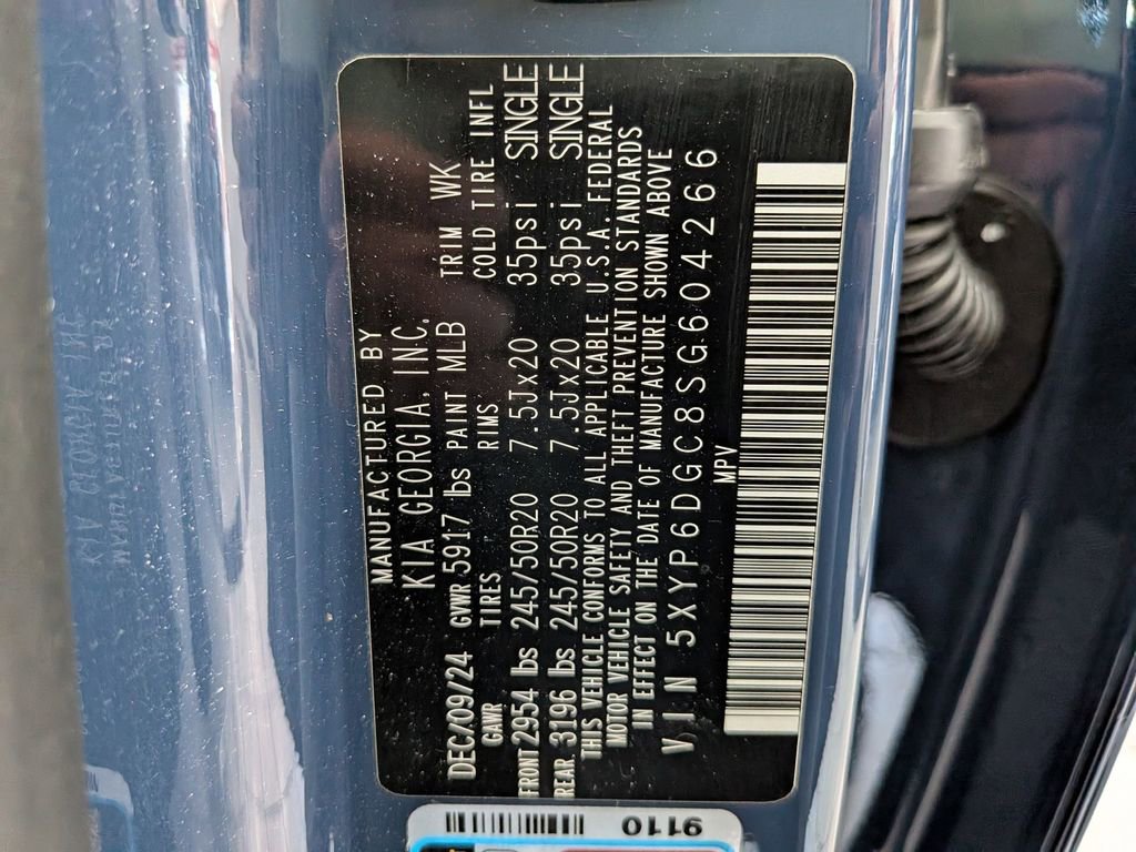 Used 2025 Kia Telluride S image 37