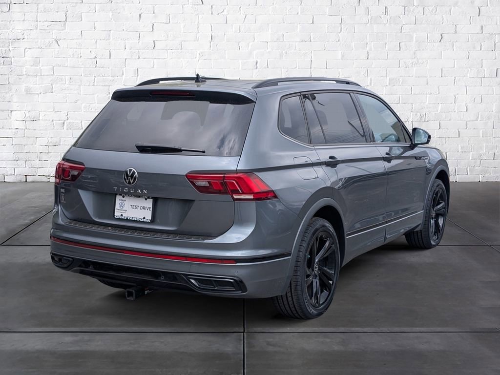 Used 2023 Volkswagen Tiguan SE R-Line FWD image 7