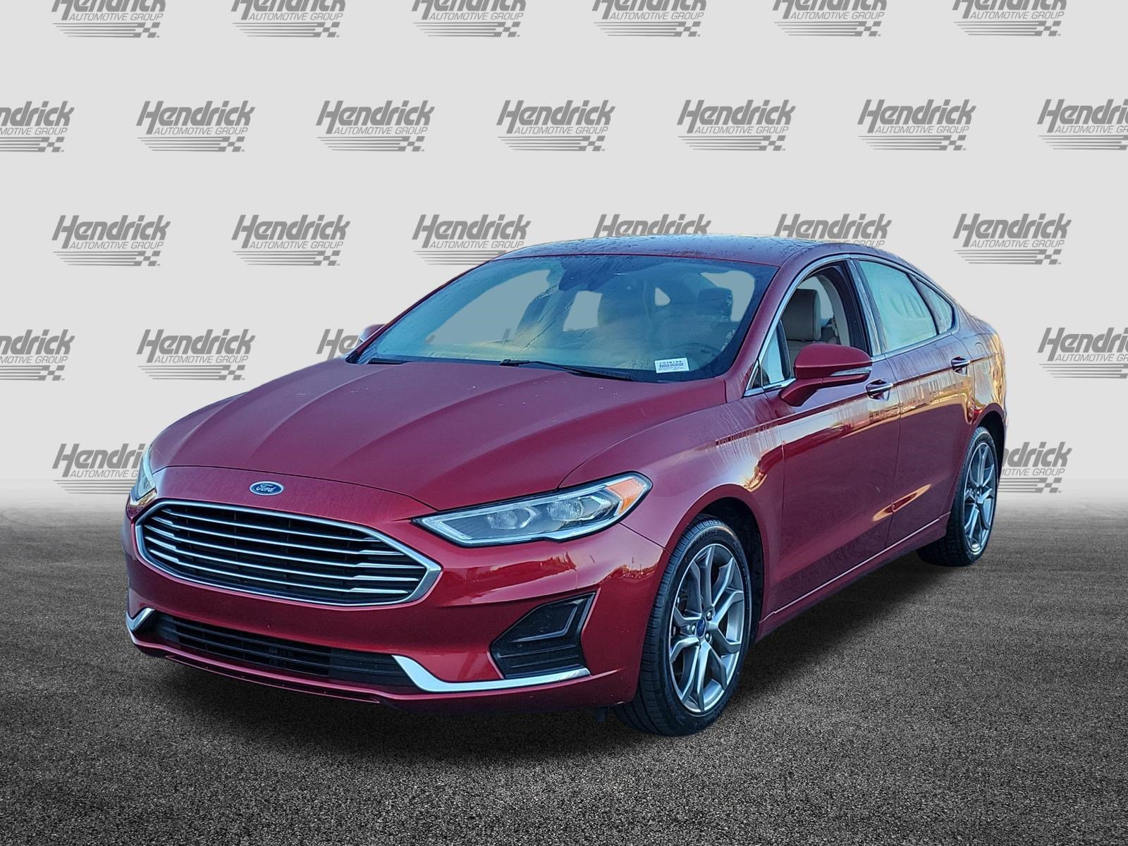 Used 2019 Ford Fusion SEL FWD image 3
