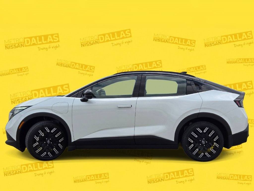 New 2026 Nissan Leaf Platinum+ w/ Cargo Package (Platinum+) FWD image 3