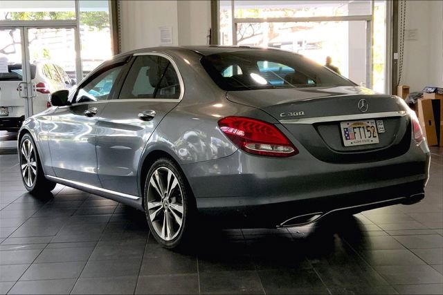 Used 2017 Mercedes-Benz C 300 Sedan image 5