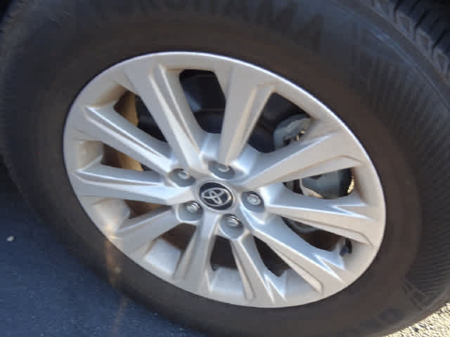 Used 2024 Toyota Grand Highlander AWD image 15