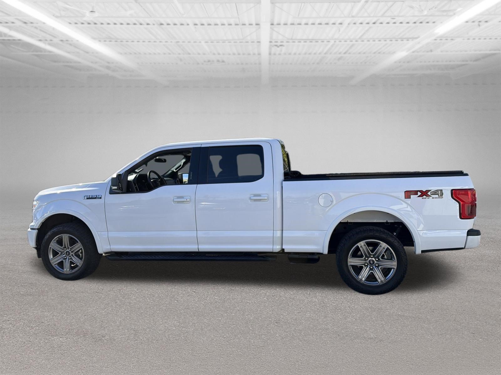 Used 2019 Ford F150 XLT w/ Equipment Group 302A Luxury AWD/4WD image 2