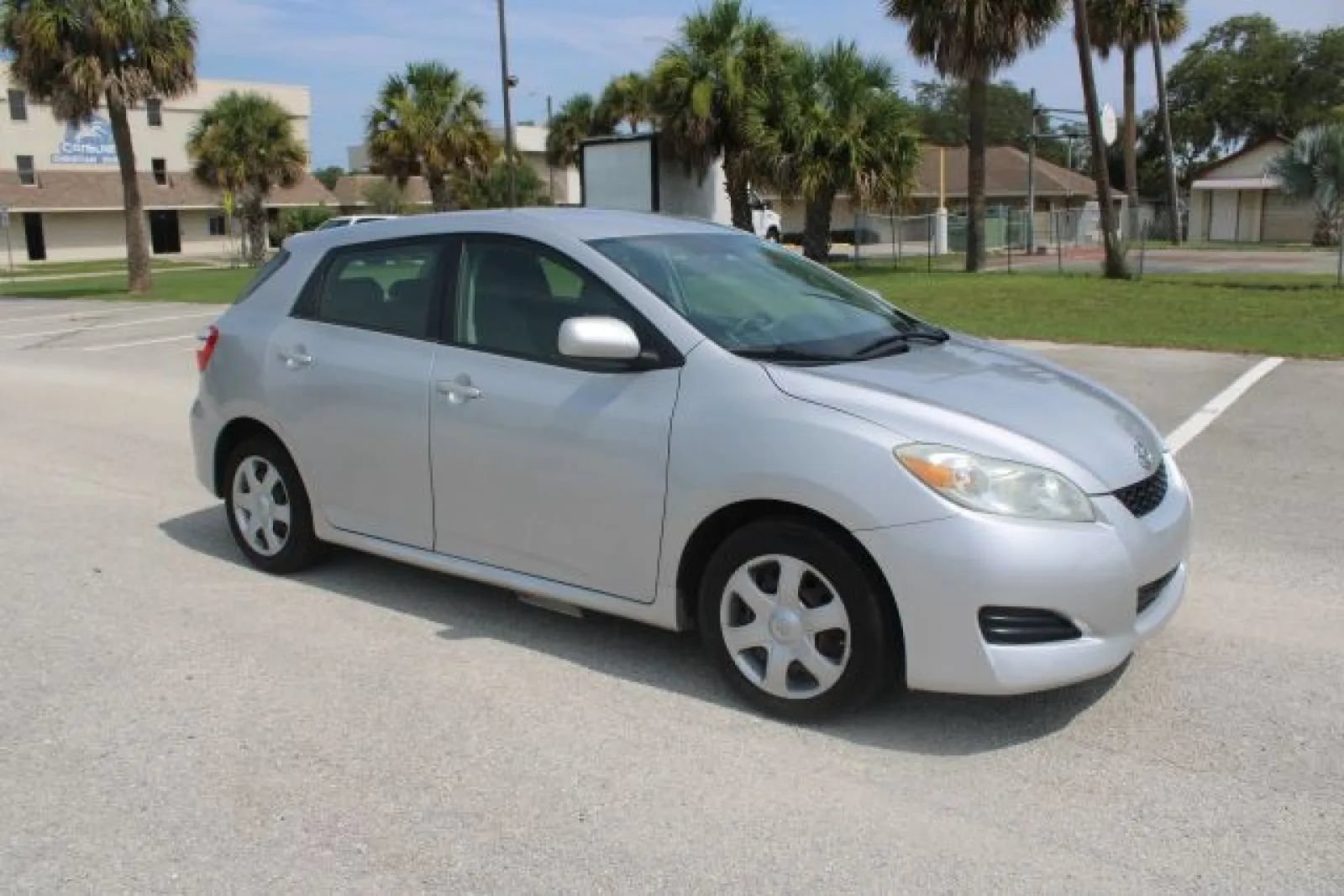Used 2009 Toyota Matrix FWD image 19