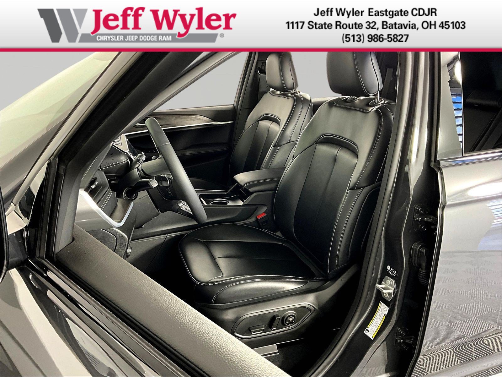 New 2026 Jeep Grand Cherokee Limited AWD/4WD image 17