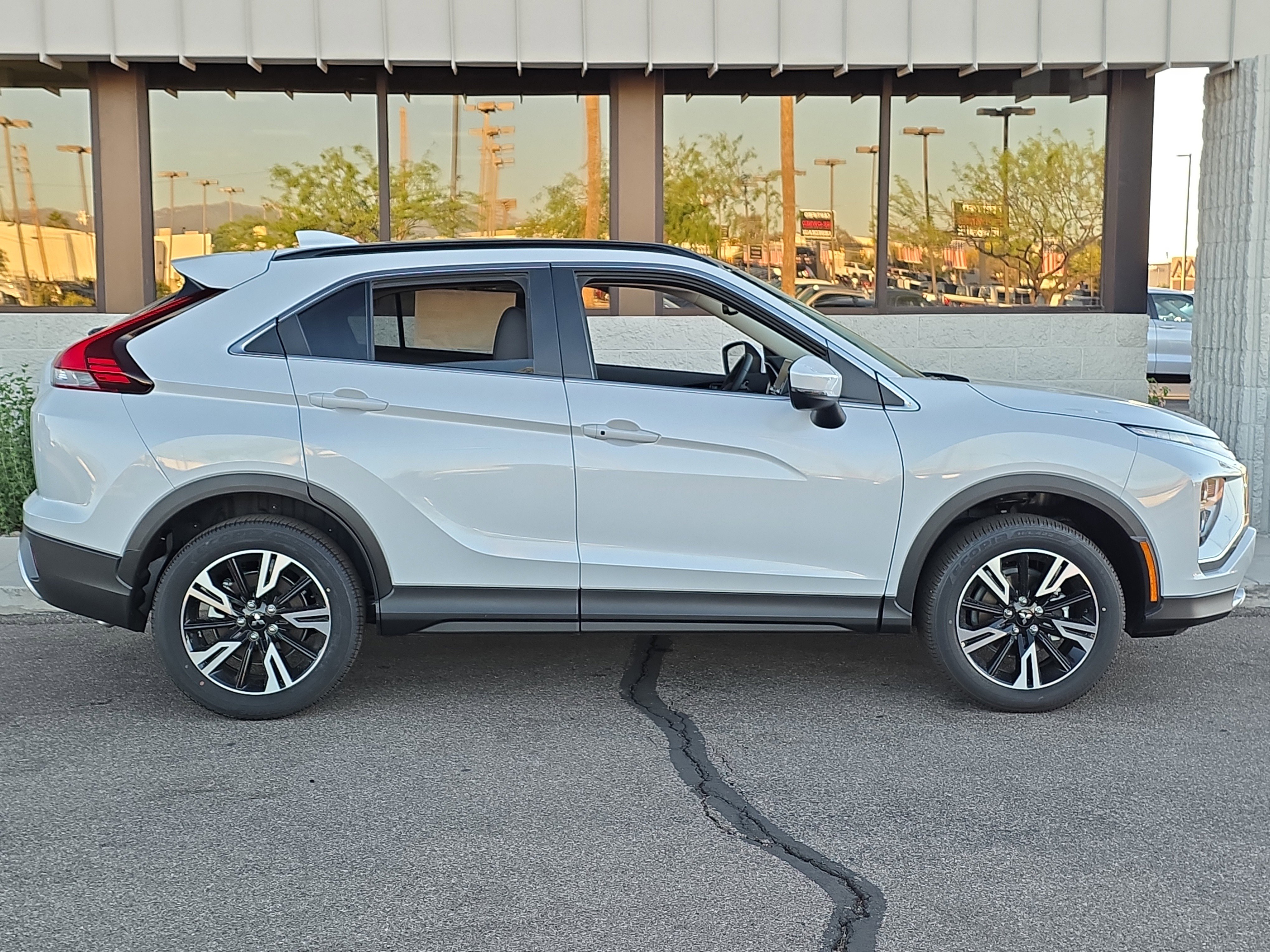 New 2026 Mitsubishi Eclipse Cross SE image 11