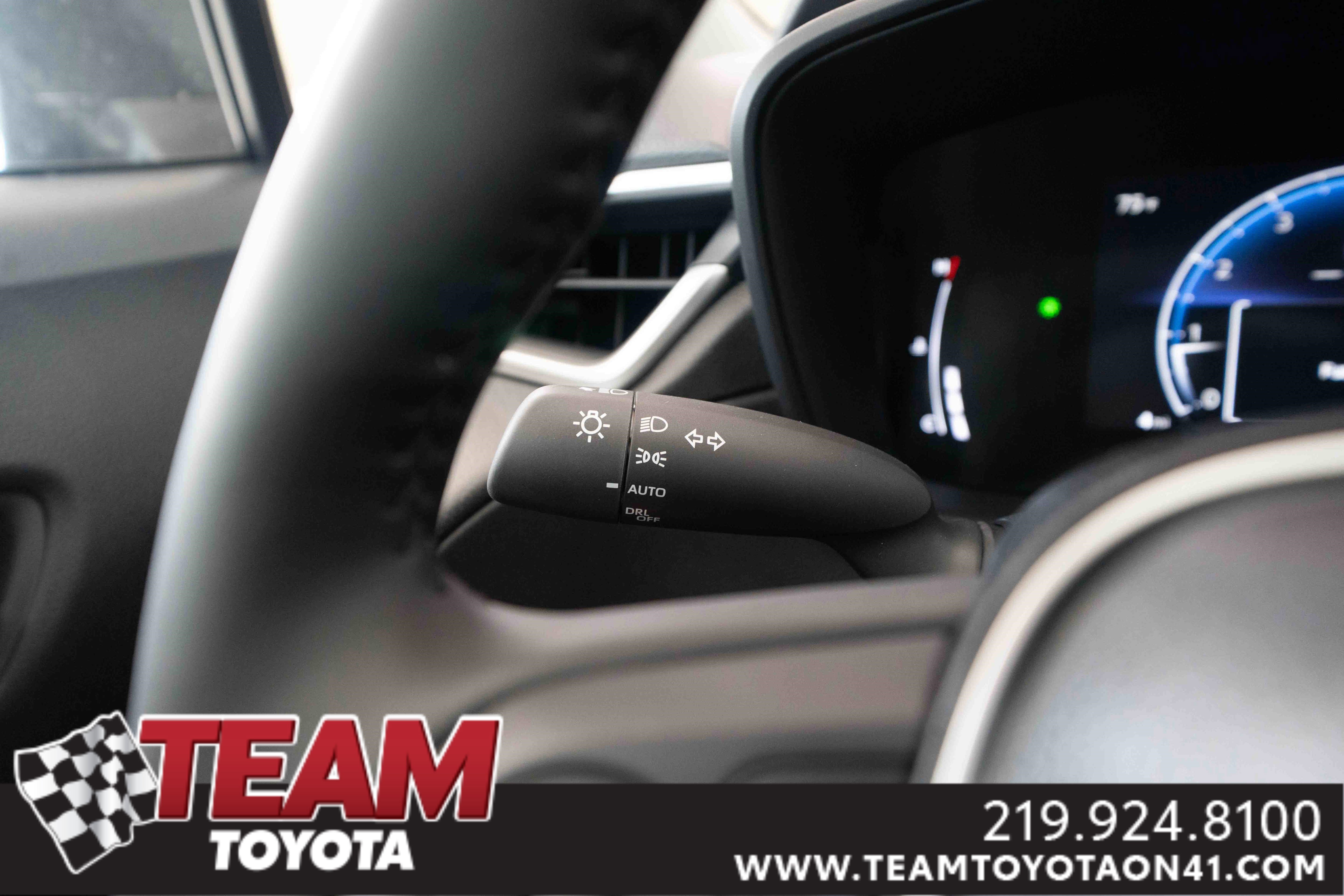 New 2026 Toyota Corolla Cross LE w/ Moonroof Package image 13