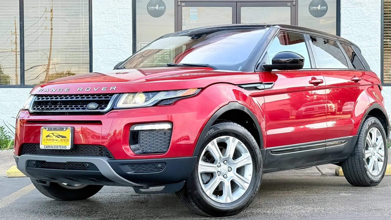 Used 2017 Land Rover Range Rover Evoque SE AWD/4WD image 1