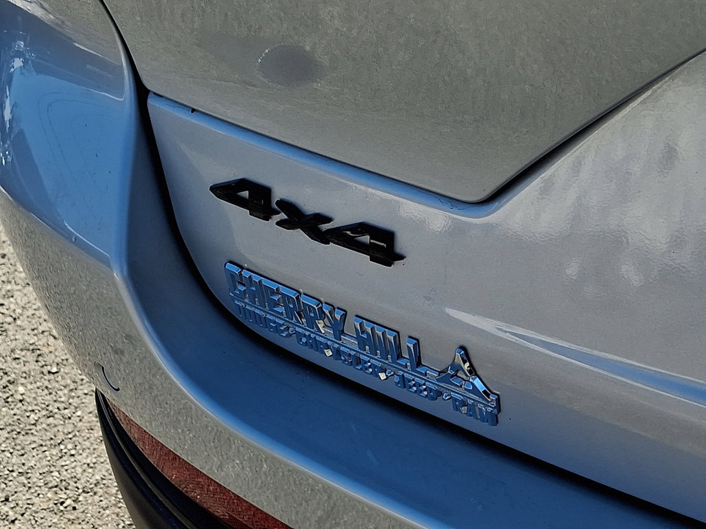 Used 2025 Jeep Grand Cherokee Altitude image 17