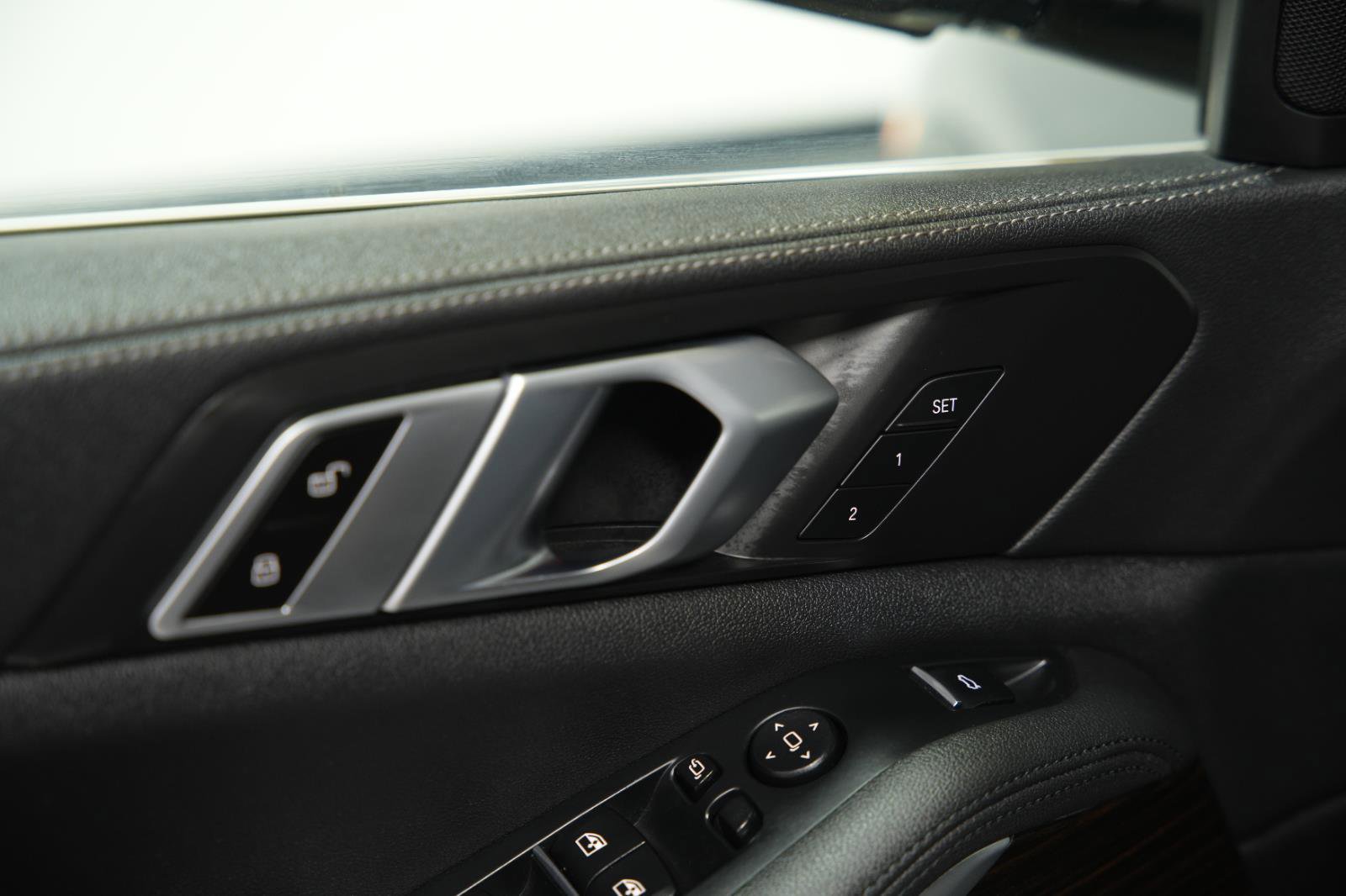 Used 2019 BMW X5 xDrive40i w/ Premium Package 2 image 30