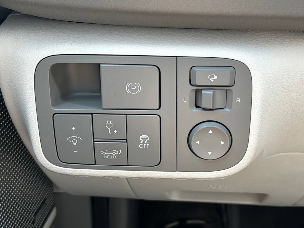 Used 2023 Hyundai Ioniq 6 Limited RWD image 31