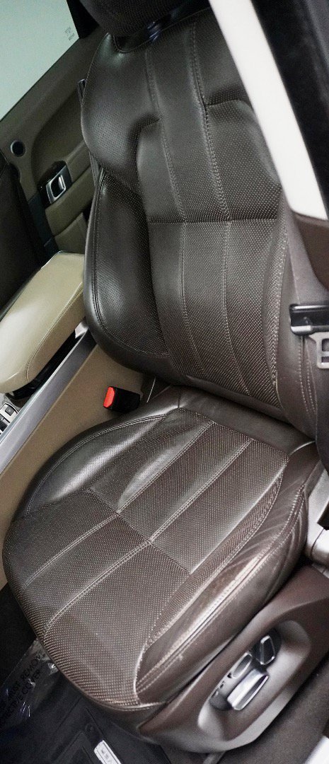 Used 2014 Land Rover Range Rover Sport HSE AWD/4WD image 4