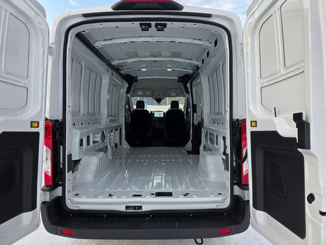New 2026 Ford Transit 250 148 Medium Roof image 39
