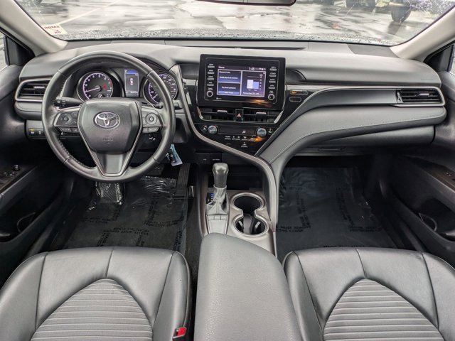 Used 2024 Toyota Camry SE image 15