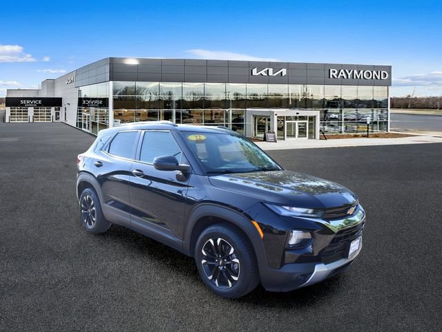 Certified 2022 Chevrolet TrailBlazer LT FWD image 1