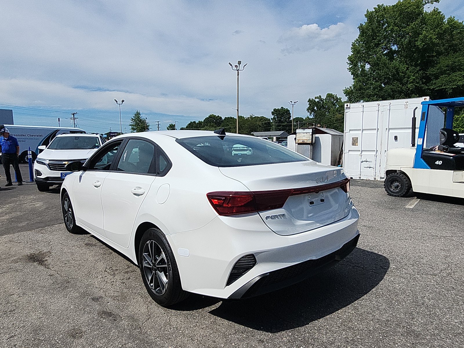 Used 2024 Kia Forte LXS w/ LXS Technology Package FWD image 3