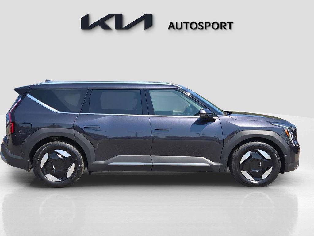 New 2026 Kia EV9 Wind image 7