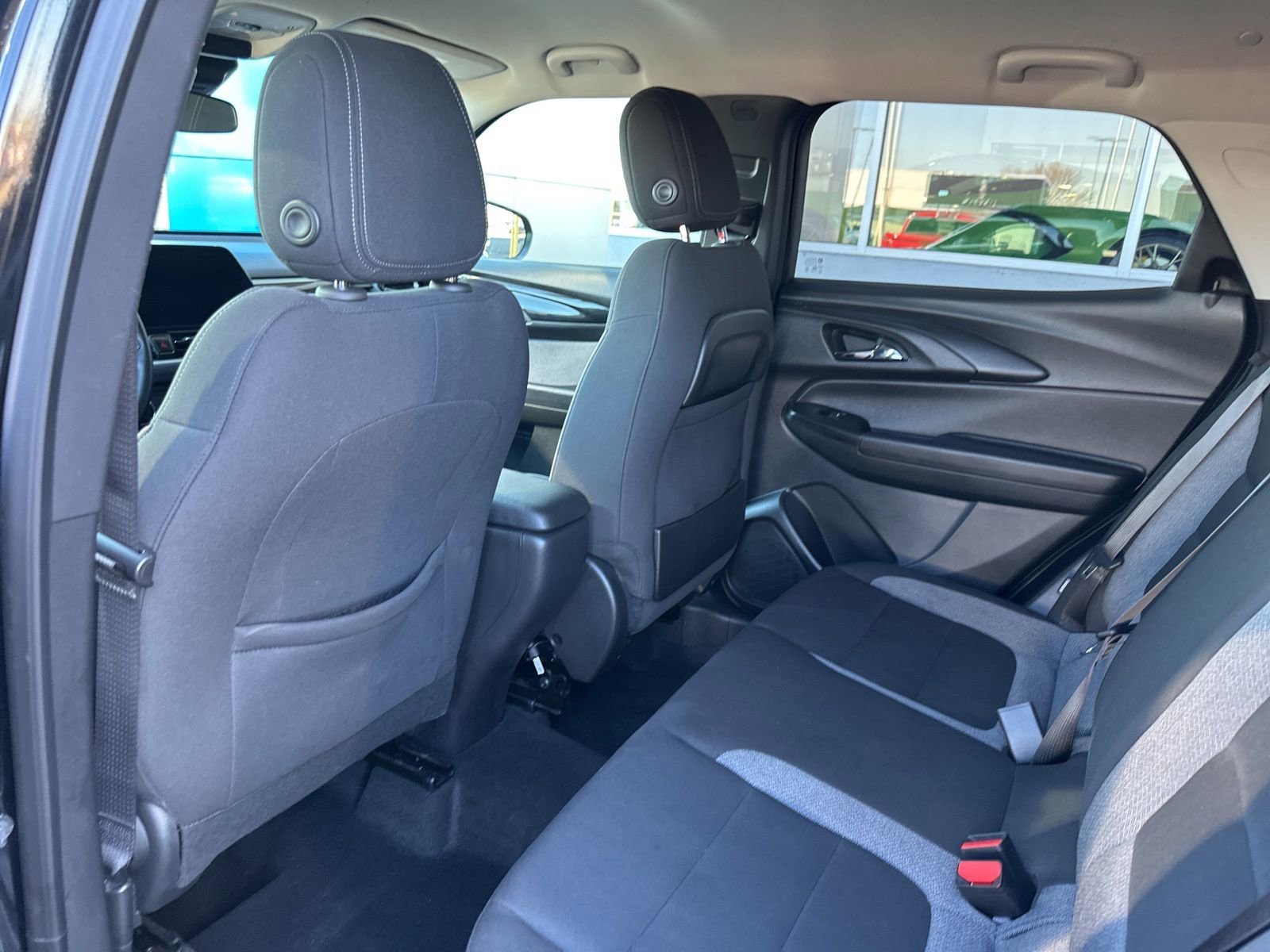 Used 2024 Chevrolet TrailBlazer LT w/ LT Cold Weather Package image 15