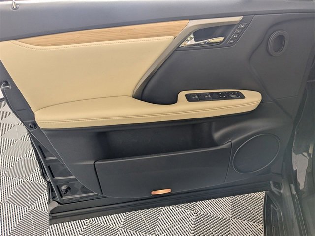 Used 2022 Lexus RX 350L FWD w/ Premium Package image 10