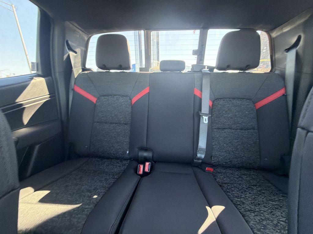 New 2026 Chevrolet Colorado Z71 image 13