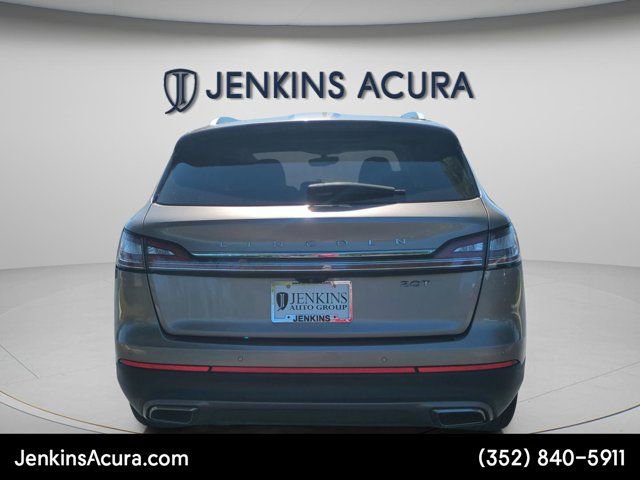 Used 2019 Lincoln Nautilus Select image 4