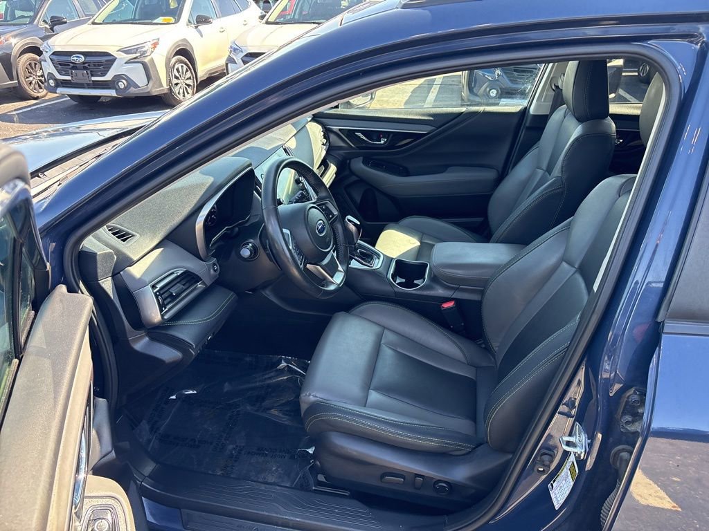 Certified 2023 Subaru Outback Onyx Edition AWD/4WD image 9