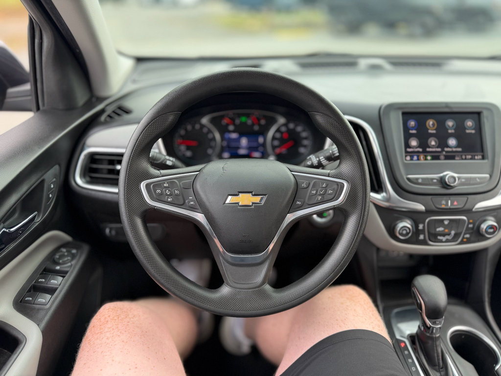 Used 2022 Chevrolet Equinox LT FWD image 34