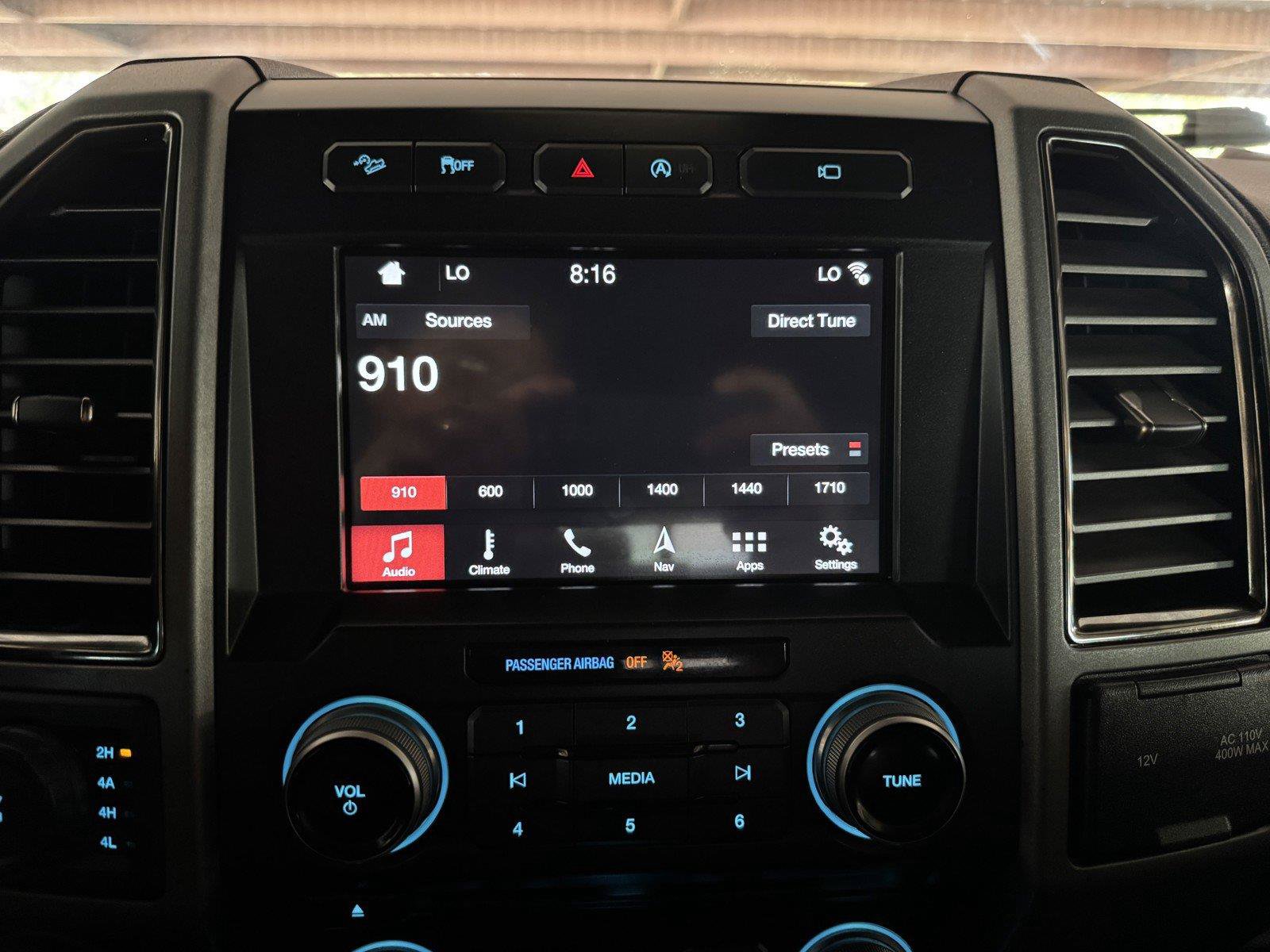 Used 2017 Ford F150 Raptor w/ Equipment Group 802A Luxury AWD/4WD image 12