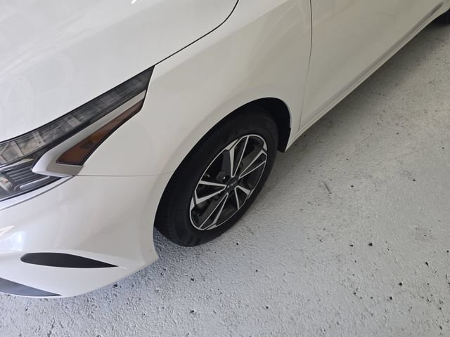 Certified 2023 Kia Forte LXS w/ LXS Technology Package FWD image 9