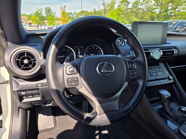 Used 2024 Lexus RC 300 RWD image 10