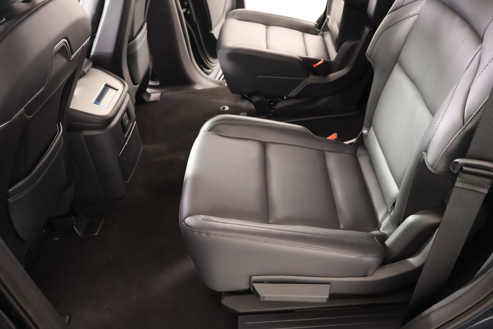 New 2026 Lincoln Navigator Premiere image 12