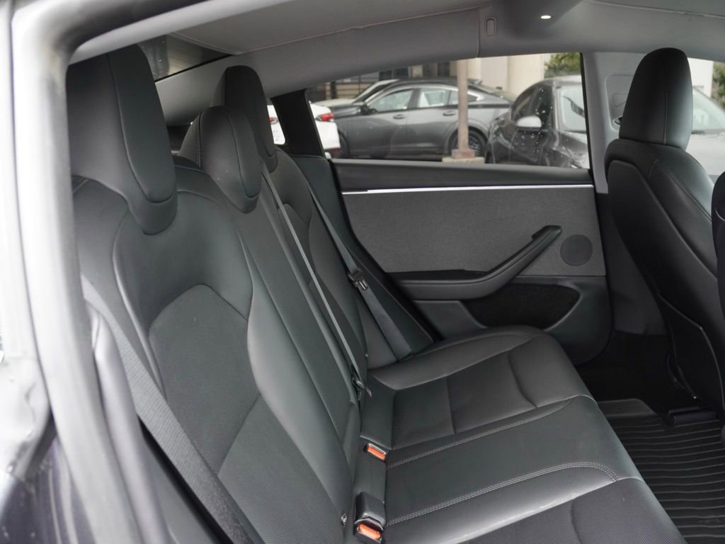 Used 2025 Tesla Model 3 Long Range image 15