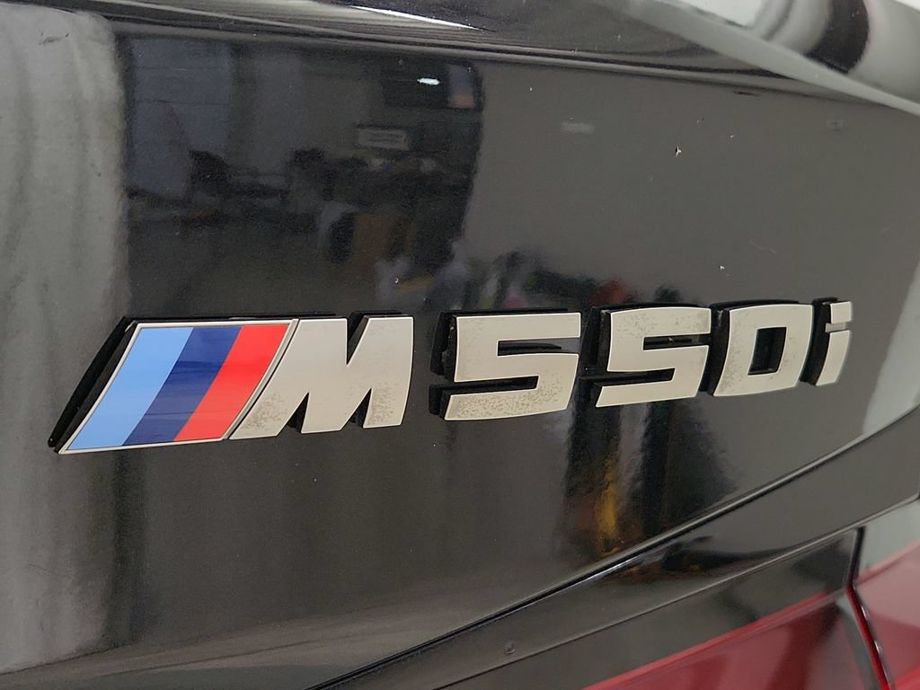 Used 2021 BMW M550i xDrive w/ Executive Package AWD/4WD image 40