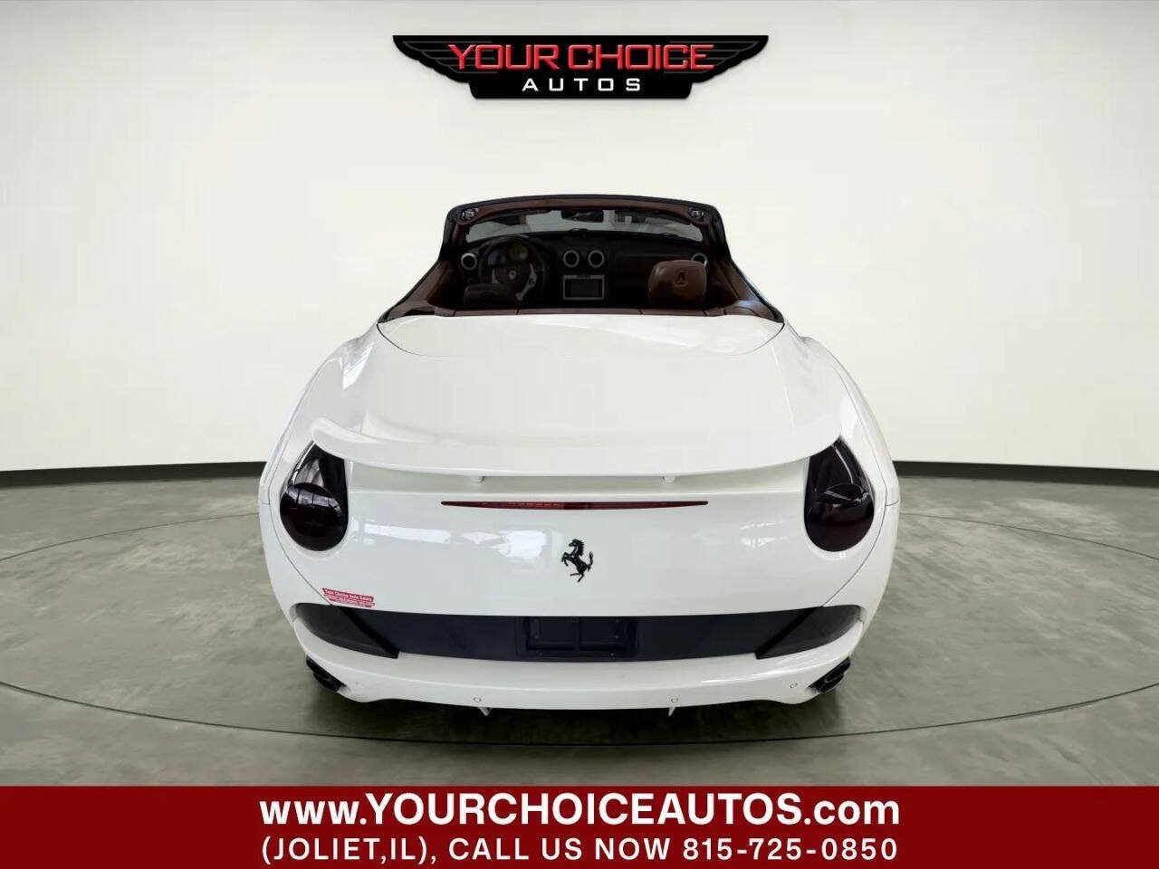 Used 2012 Ferrari California RWD image 8