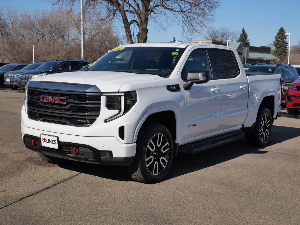 Used 2023 GMC Sierra 1500 AT4 w/ AT4 Premium Package image 4