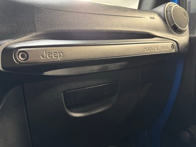 Used 2015 Jeep Wrangler Sport w/ Trailer Tow Group image 19