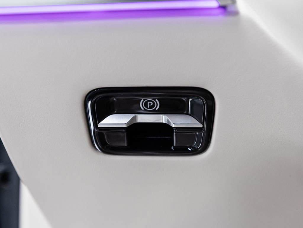 Certified 2024 Mercedes-Benz Maybach S 580 4MATIC image 10