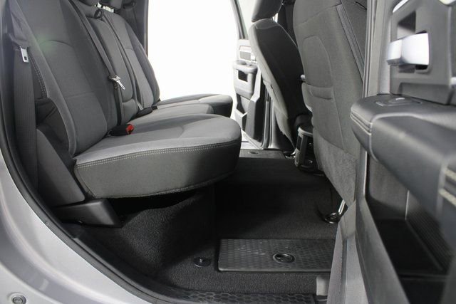 Used 2024 RAM 2500 Big Horn w/ Bed Utility Group image 18