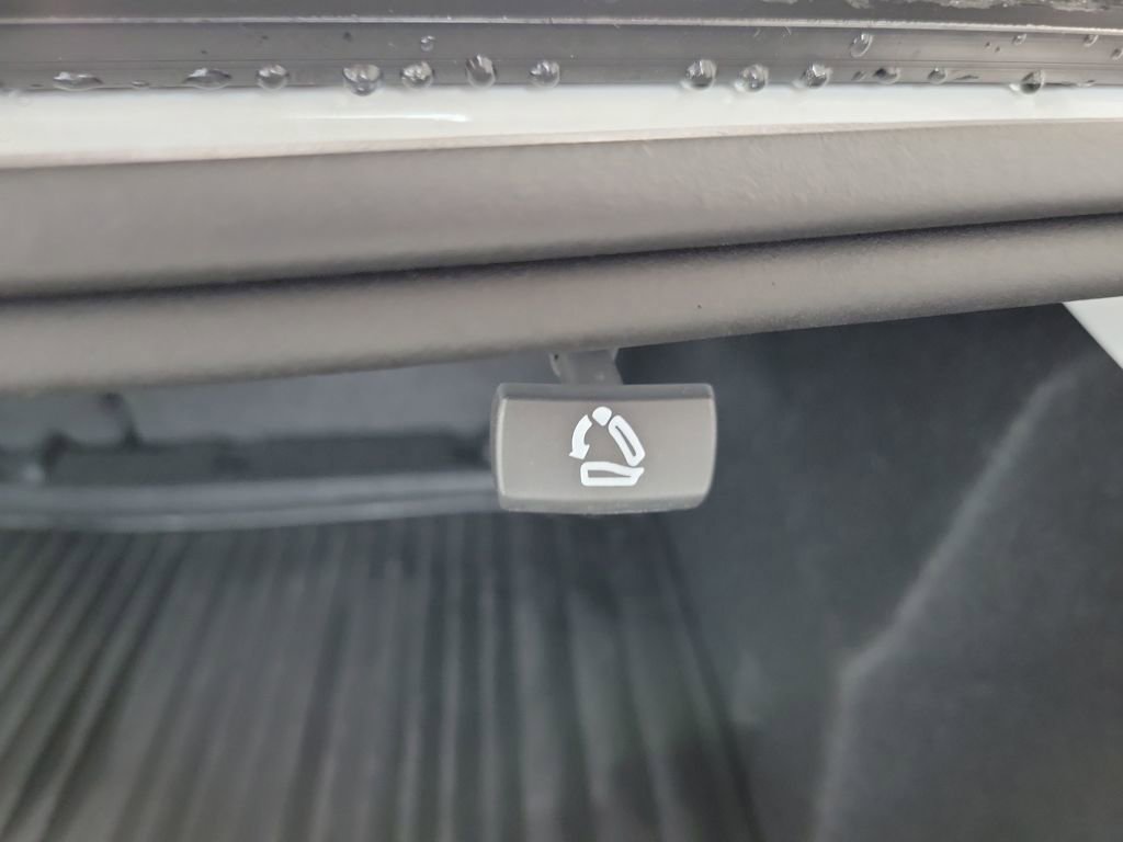 Used 2024 Chevrolet Malibu RS w/ LPO, Floor Liner Package image 20