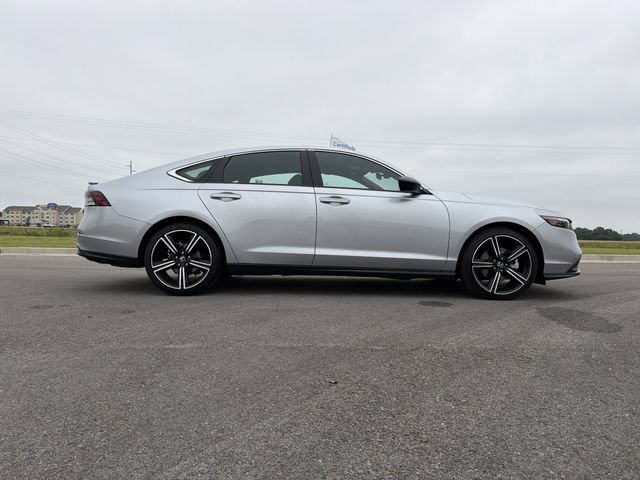 Used 2025 Honda Accord Sport image 9