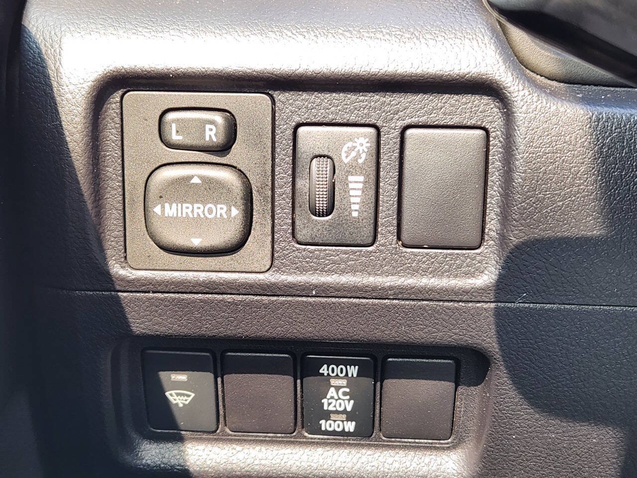Used 2015 Toyota 4Runner SR5 Premium AWD/4WD image 23